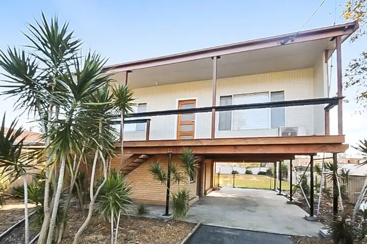 Main view of Homely house listing, 53 Kerry Crescent, Berkeley Vale NSW 2261