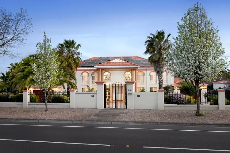 42 Drummond Street, Greenvale VIC 3059
