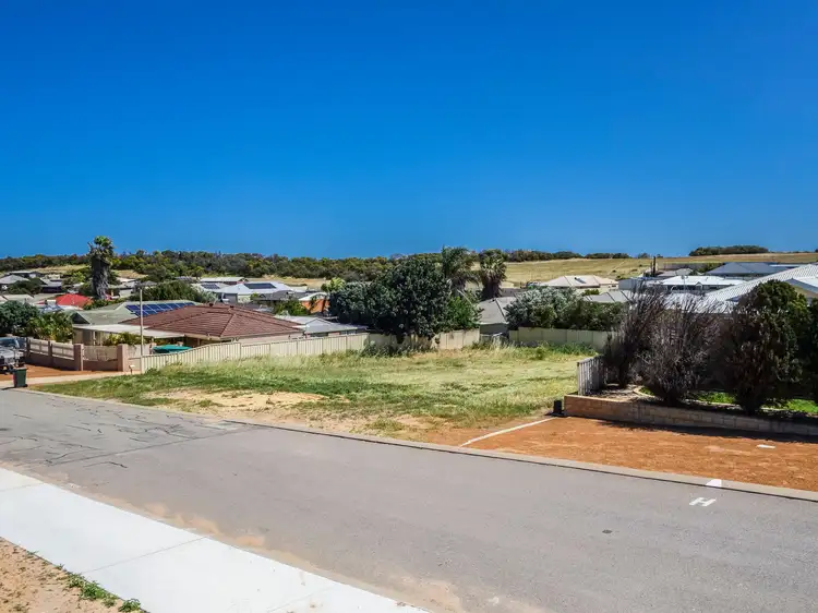 27 Thames Drive, Cape Burney WA 6532