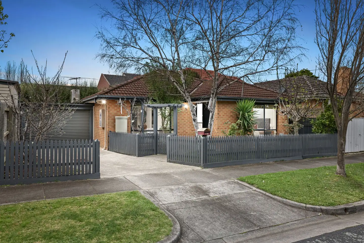 Main view of Homely unit listing, 2/17 Elizabeth Street, Bentleigh East VIC 3165