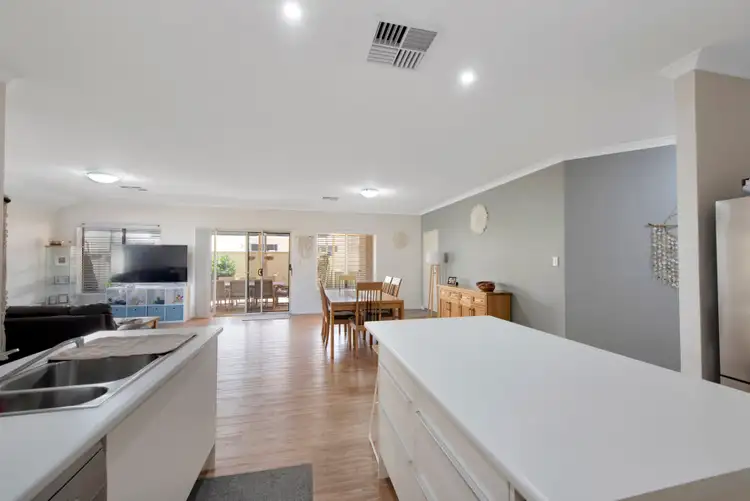 Seventh view of Homely house listing, 28 Yolanda Edge, Wandina WA 6530