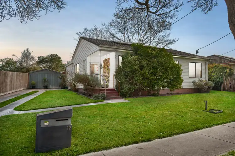 12 Burdett Street, Frankston North VIC 3200