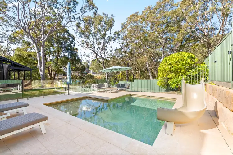 16 Hamelin Place, Illawong NSW 2234