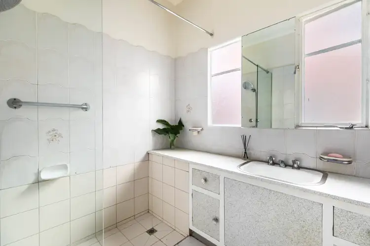 Sixth view of Homely house listing, 4 Queens Parade, Fawkner VIC 3060