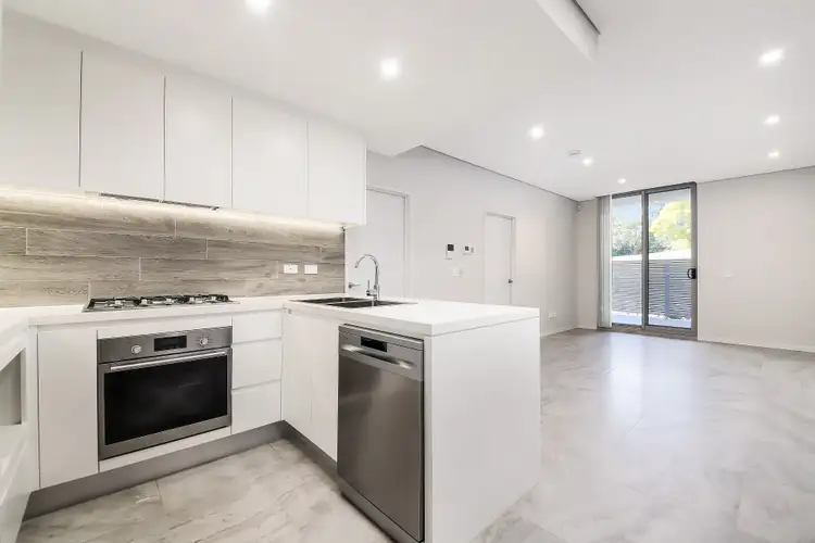 28 Lords Avenue, Asquith NSW 2077
