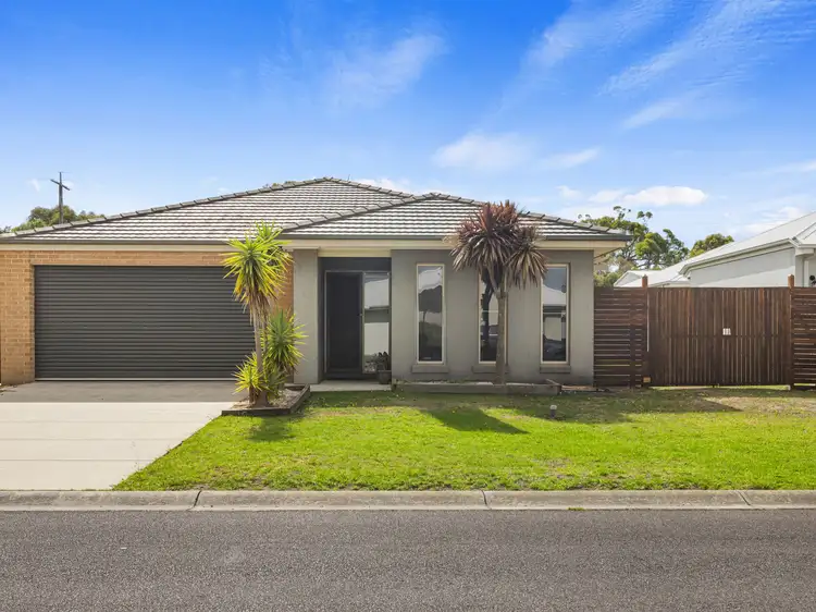 5 Cassinia Street, Inverloch VIC 3996