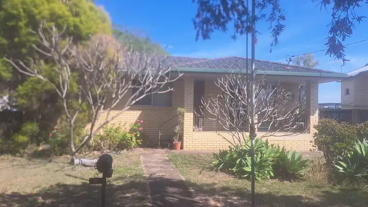 5 Daniel Street, Lowood QLD 4311