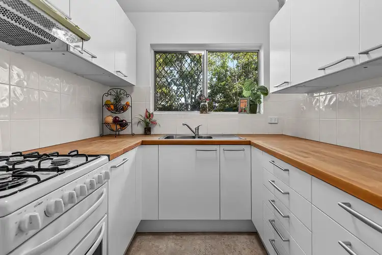 Sixth view of Homely apartment listing, 2/18 Glenalva Terrace, Alderley QLD 4051