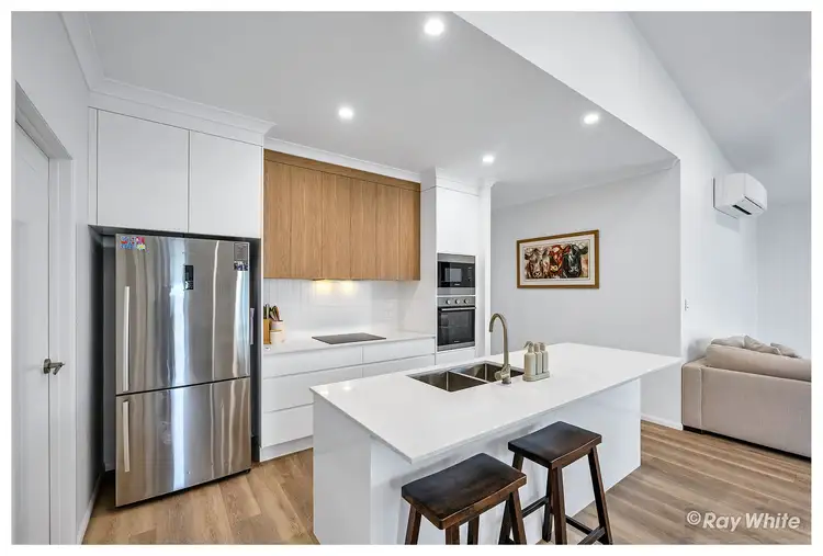 Second view of Homely house listing, 5 Treetops Way, Parkhurst QLD 4702