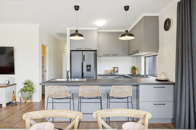 Fifth view of Homely house listing, 6 Blue Gum Street, Mount Barker SA 5251