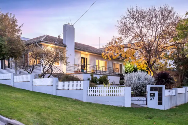 37 Caledonia Street