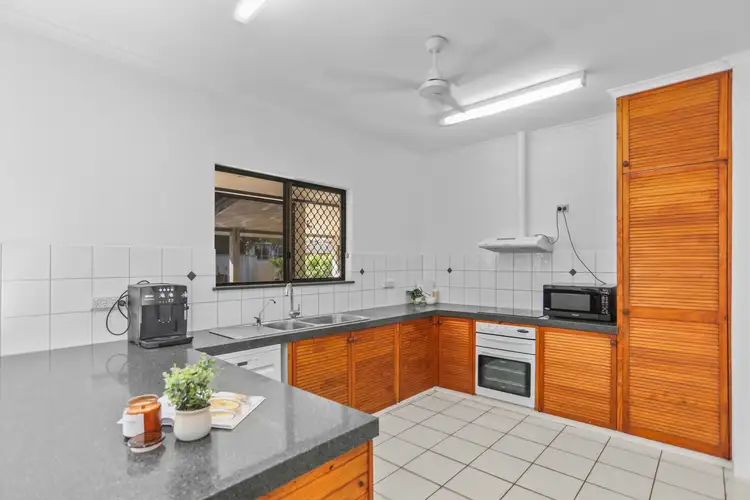 Sixth view of Homely house listing, 32 Hotham Court, Leanyer NT 812