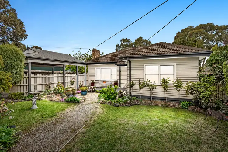32 Pascoe Avenue, Croydon VIC 3136