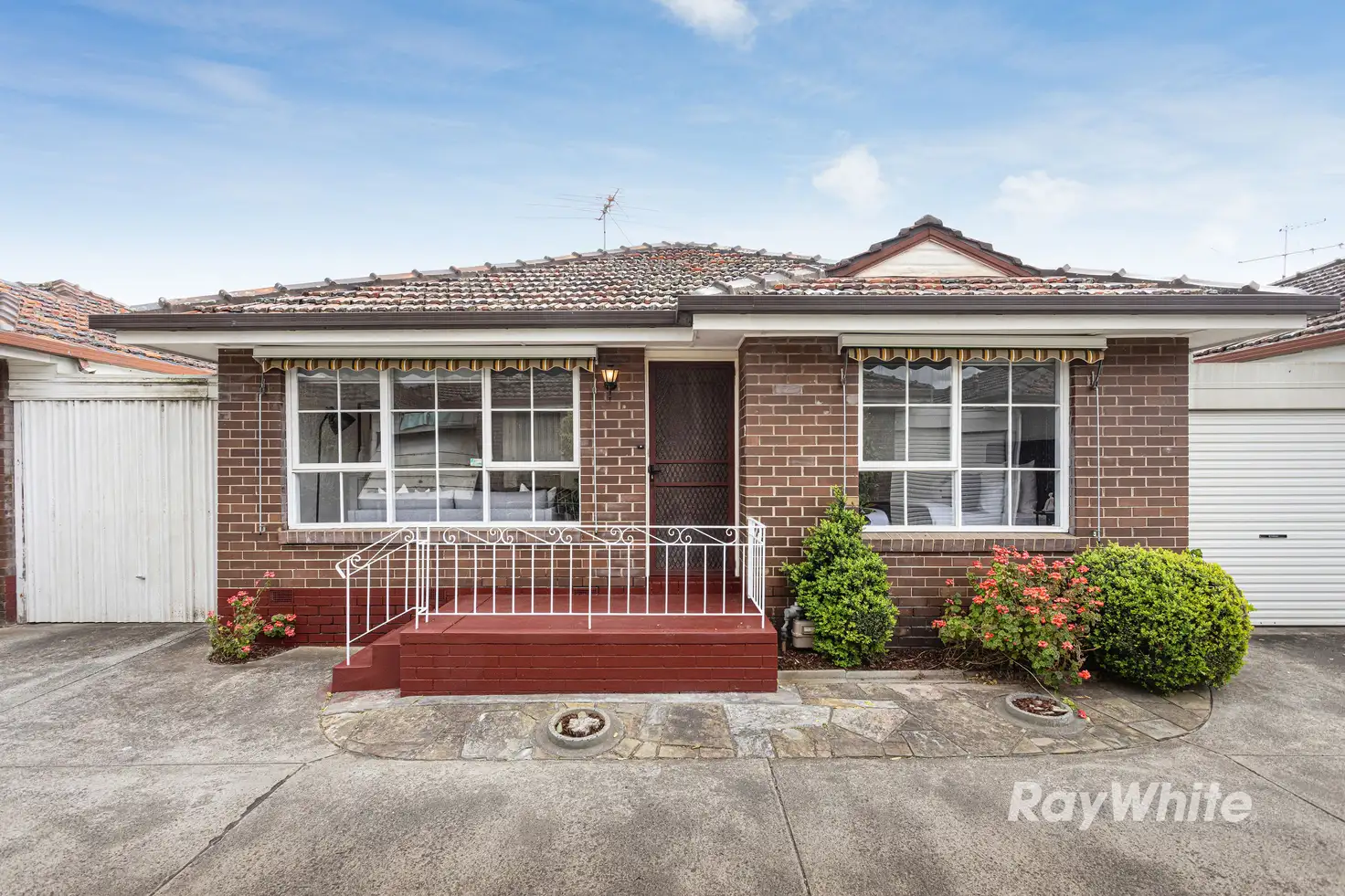 Main view of Homely unit listing, 2/40 Coorigil Road, Carnegie VIC 3163