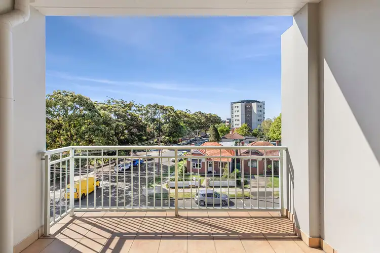 18/2-4 Adelong Street, Sutherland NSW 2232