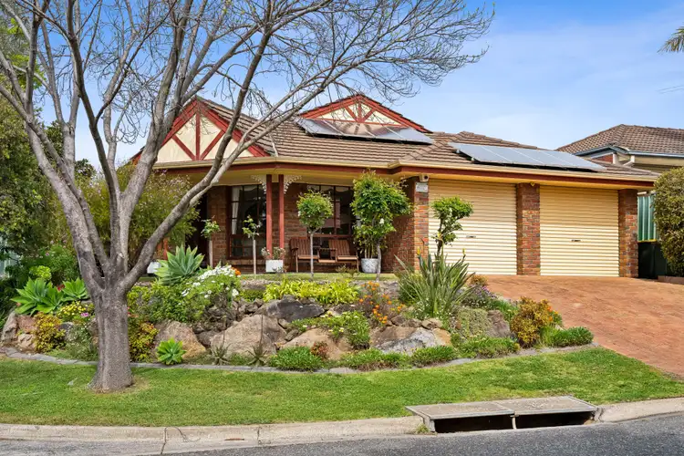 1 Lake Magenta Court, Greenwith SA 5125