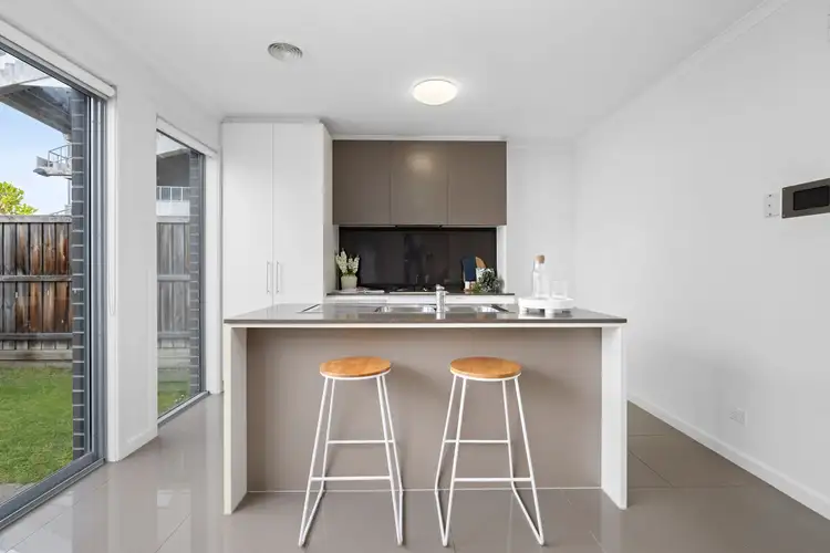 Fifth view of Homely townhouse listing, 2 Newlands Court, Mulgrave VIC 3170