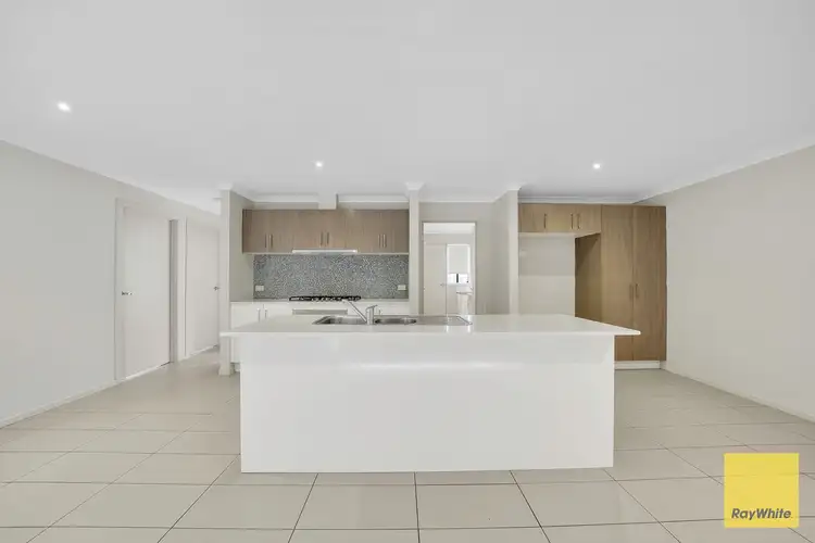 Fifth view of Homely house listing, 10 Mercedes Drive, Tarneit VIC 3029