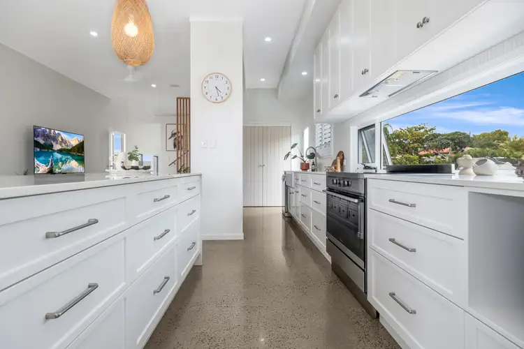 Seventh view of Homely house listing, 14 Esplanade, Cooee Bay QLD 4703