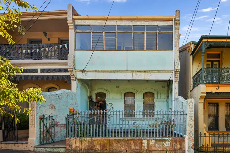 18 Edgeware Road, Enmore NSW 2042