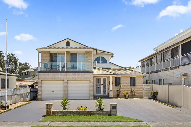 54 Oakland Avenue, Windang NSW 2528