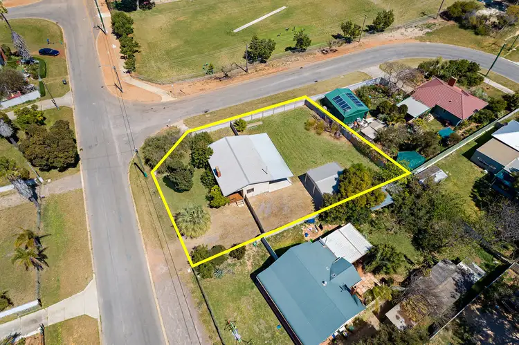 10 Tamar Street, Rangeway WA 6530