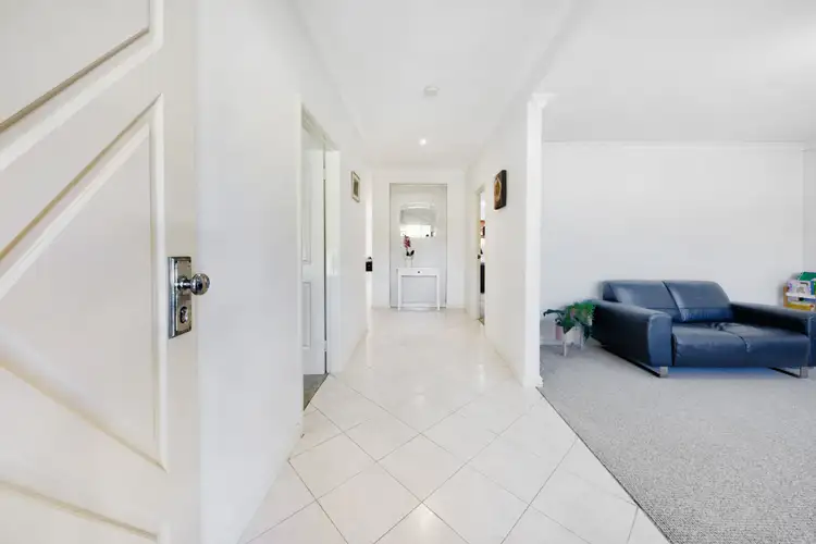 Seventh view of Homely house listing, 6 Peppermint Place, Morley WA 6062
