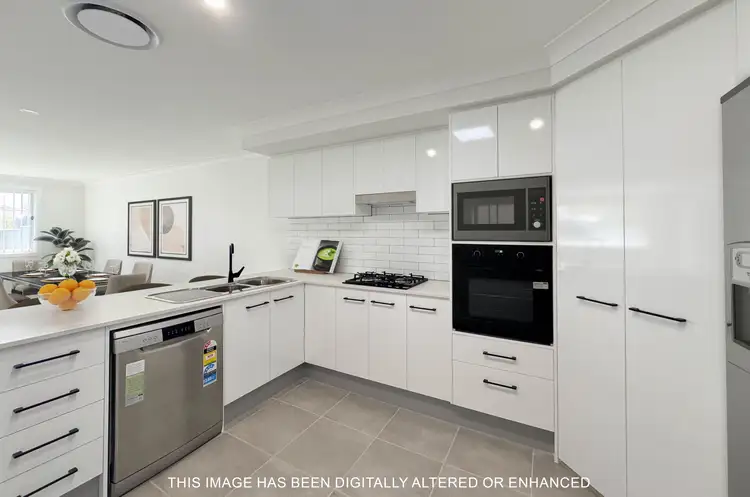 Fifth view of Homely semi-detached listing, 1/52 Best Street, Parkes NSW 2870