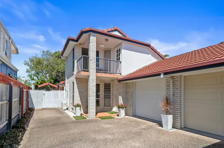 2/42 Third Avenue, Palm Beach QLD 4221