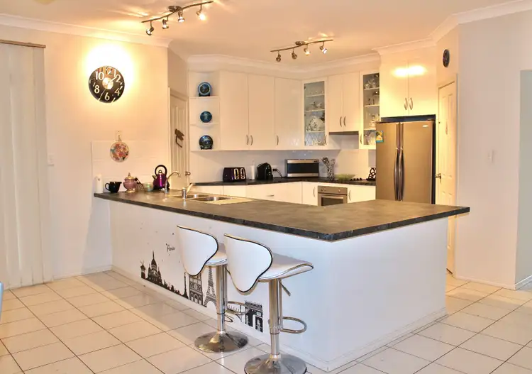 Second view of Homely house listing, 10 Pelican Court, Murray Bridge SA 5253