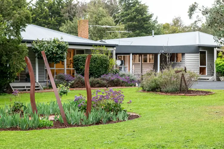 Second view of Homely rural property listing, 9 The Knoll, Somerville VIC 3912