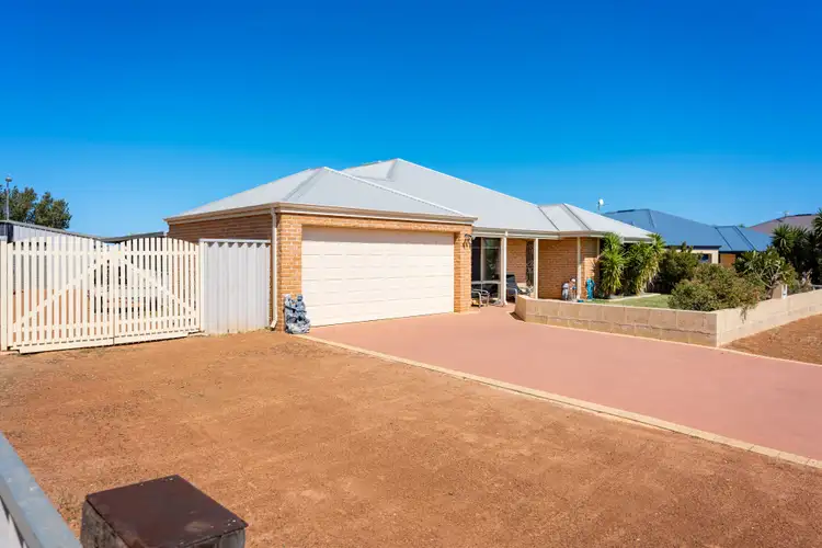 5 Pepper Gate, Waggrakine WA 6530
