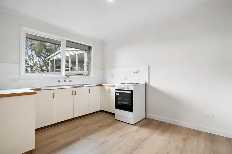 Second view of Homely unit listing, 3/7 Lardner Road, Frankston VIC 3199