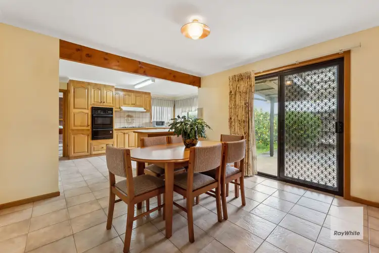 Fifth view of Homely house listing, 1 Kiwi Retreat, Keilor Downs VIC 3038