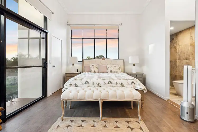 Fourth view of Homely semi-detached listing, 1/5 Rivage Place, Highland Park QLD 4211