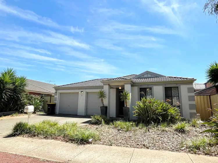 4 Inglewood Drive