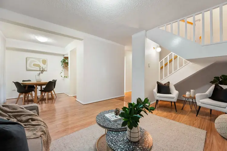 8/5 Mooloola Way, West Lakes Shore SA 5020