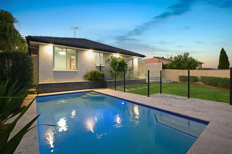2 Falcon Way, Glenwood NSW 2768