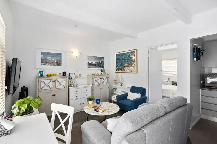 Second view of Homely flat listing, 2/12 Jutland Avenue, Wollongong NSW 2500