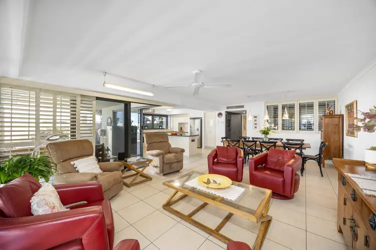 Fifth view of Homely unit listing, Unit 2/24 Mahia Terrace, Kings Beach QLD 4551
