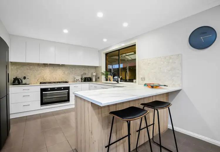 Fifth view of Homely house listing, 1 Hastie Court, Altona Meadows VIC 3028