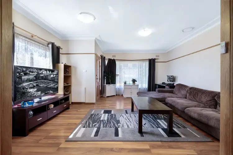 Second view of Homely house listing, 33 Grandview Drive, Campbelltown NSW 2560