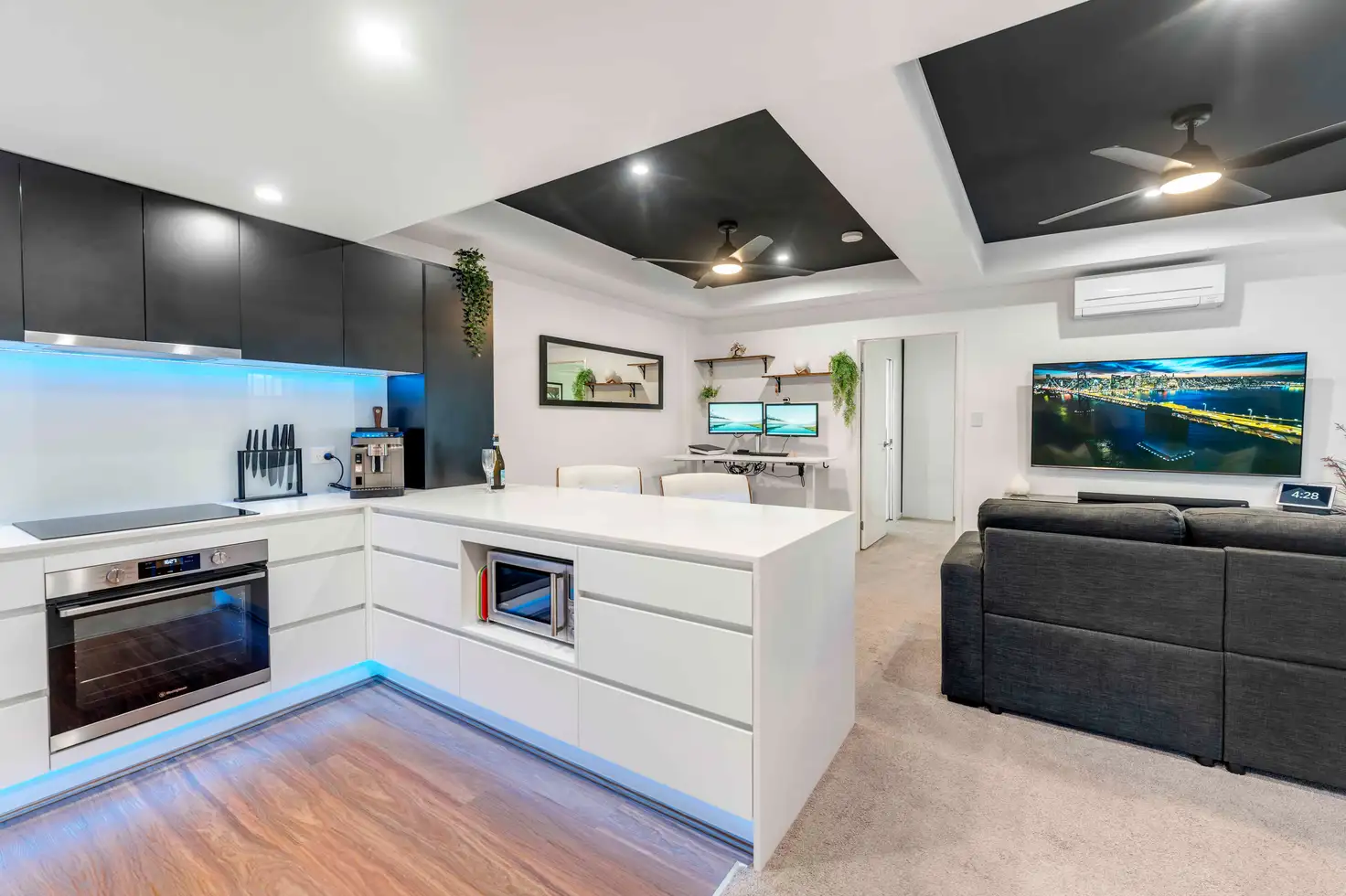 Main view of Homely apartment listing, 7/41 Fortescue Street, Spring Hill QLD 4000