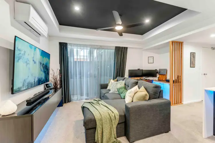 Second view of Homely apartment listing, 7/41 Fortescue Street, Spring Hill QLD 4000