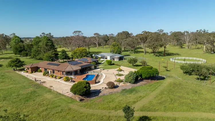 248 Pinegrove Road, Armidale NSW 2350