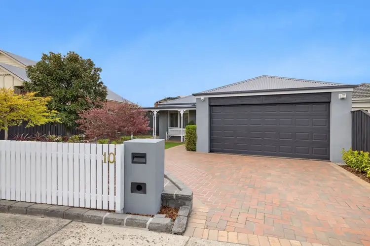 Second view of Homely house listing, 10 Ros Way, Berwick VIC 3806