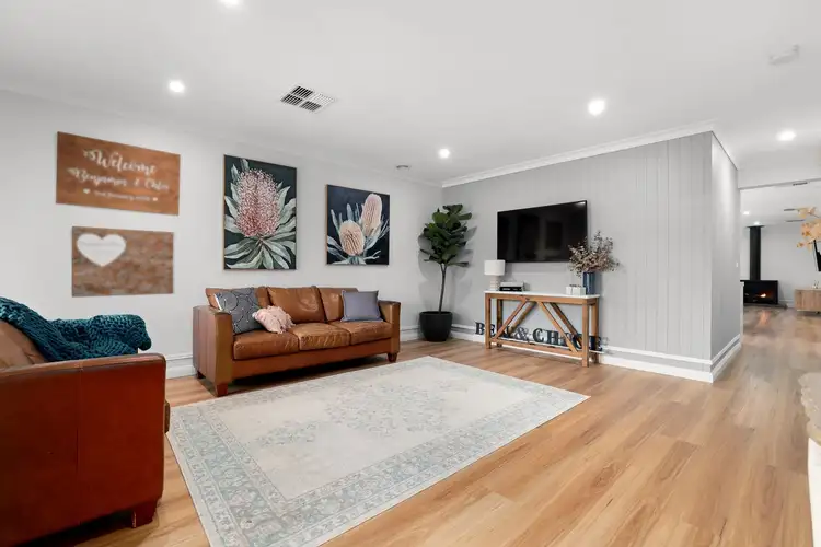 Fifth view of Homely house listing, 10 Ros Way, Berwick VIC 3806