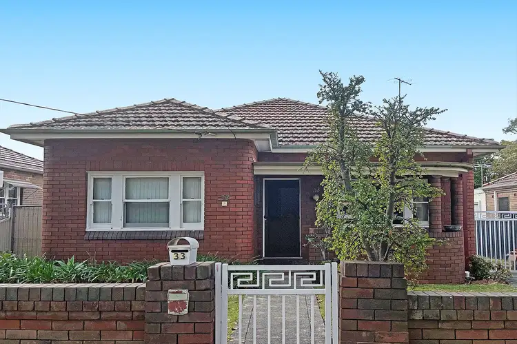 33 Lawn Avenue