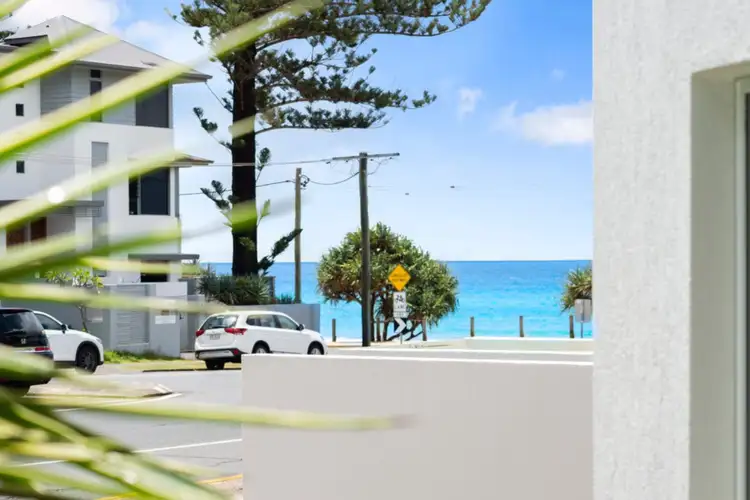 2/6-10 Tomewin Street, Currumbin QLD 4223