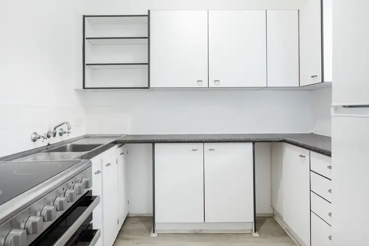 Sixth view of Homely studio listing, 33/8 Wylde Street, Potts Point NSW 2011